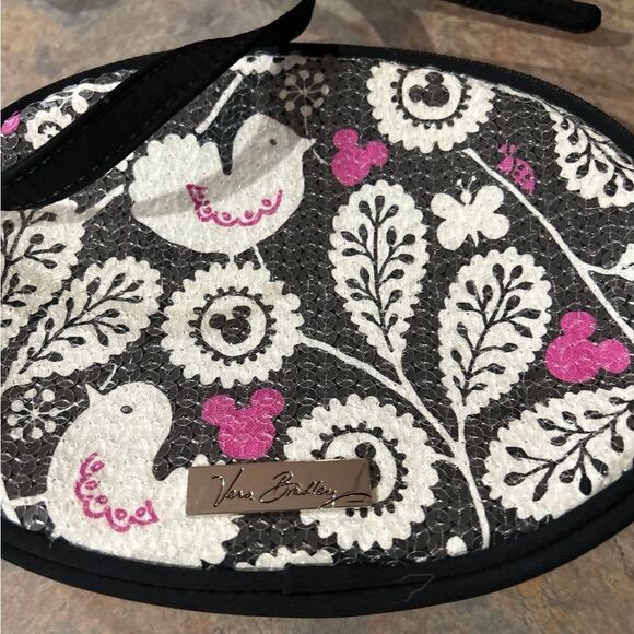 Vera Bradley Mickey Meets Birdie Micky Mouse Crossbody Purse - Picture 8 of 9